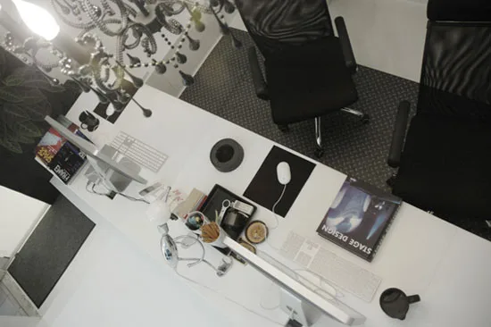 A Showcase of Inspiring Graphic Designer Offices