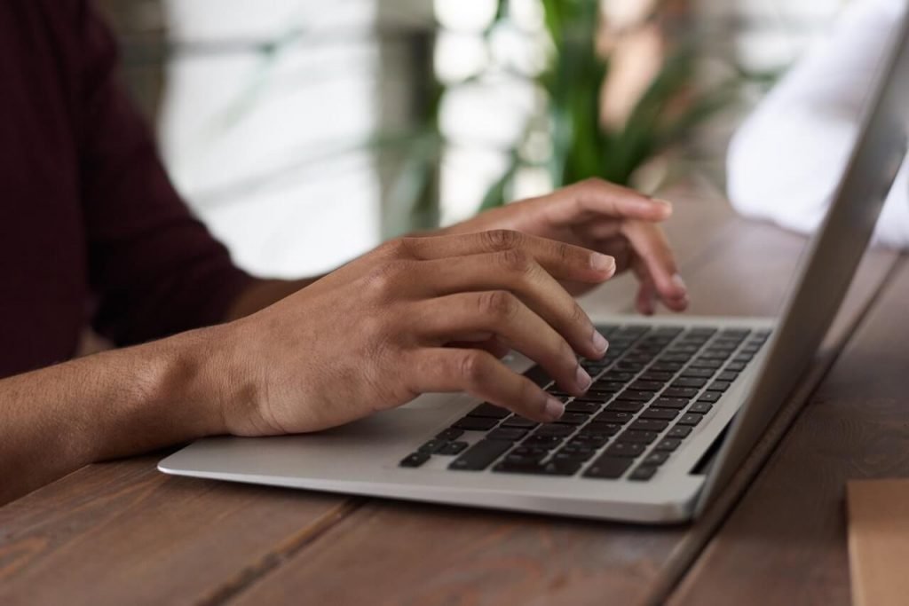 Freelance Tips: How To Get Some Works in Your Slow Days