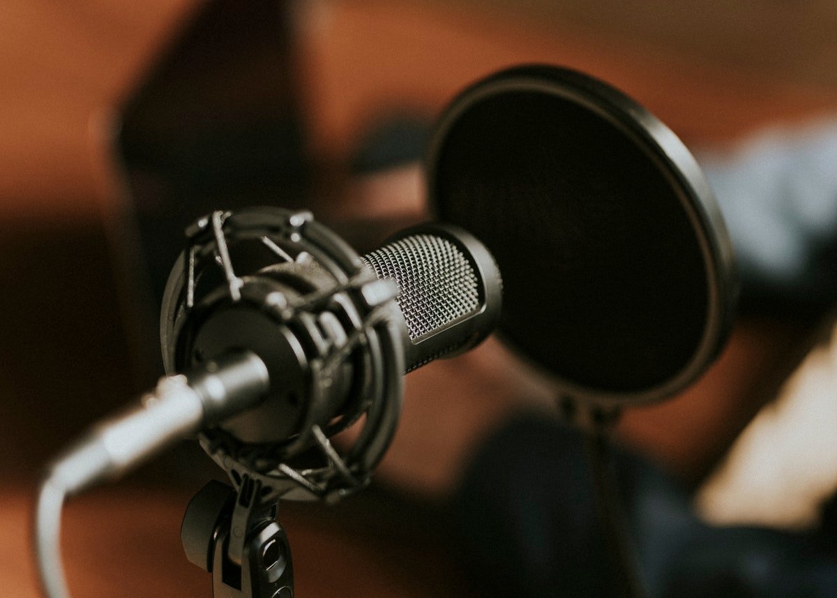 How to Use Podcasts to Increase Brand Visibility