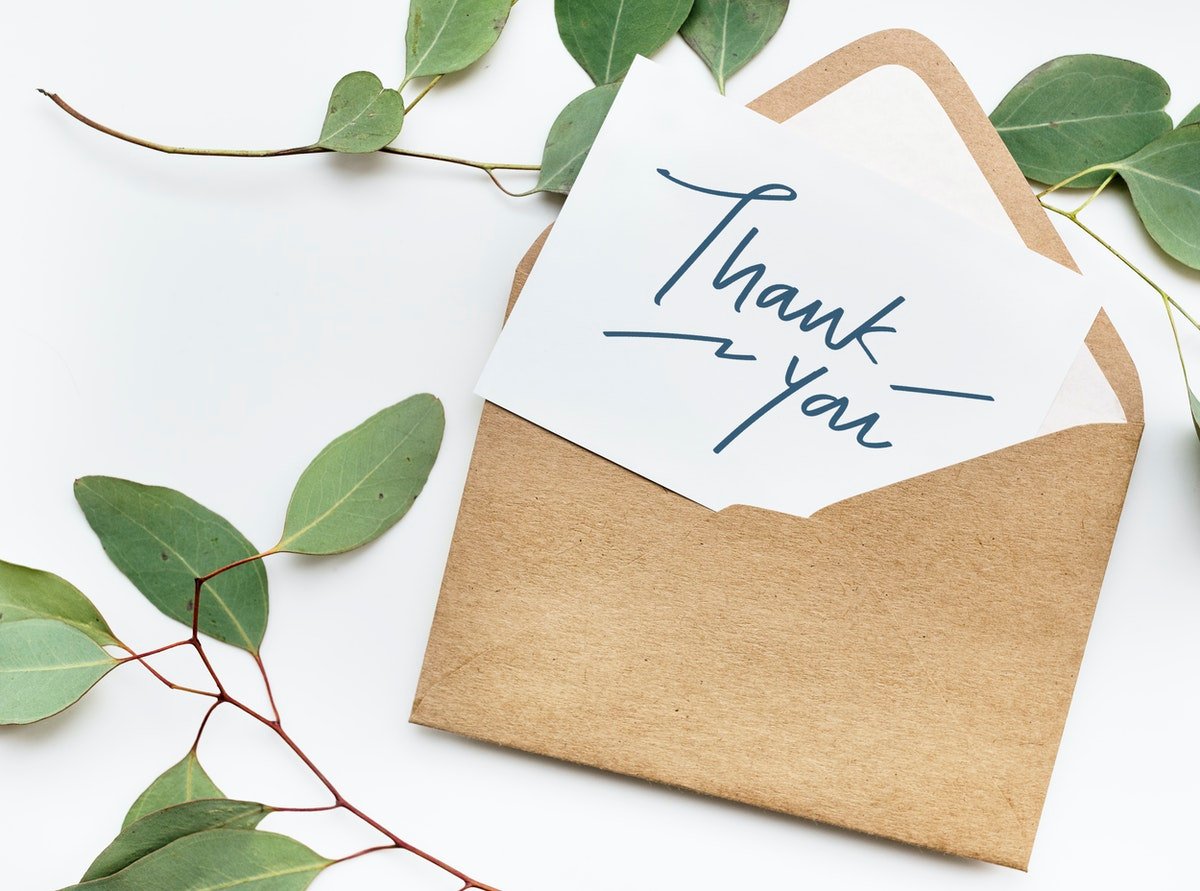 8 Ways to Authentically Thank Customers and Stand Out from Competitors