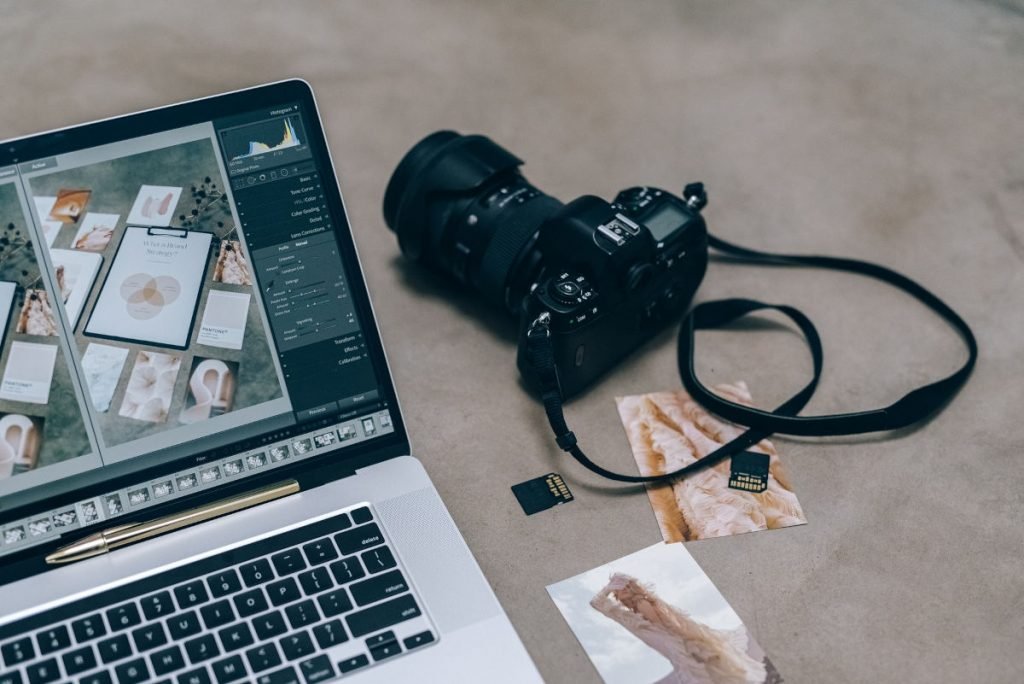 Best Photo Editing Services online: How to Outsource It