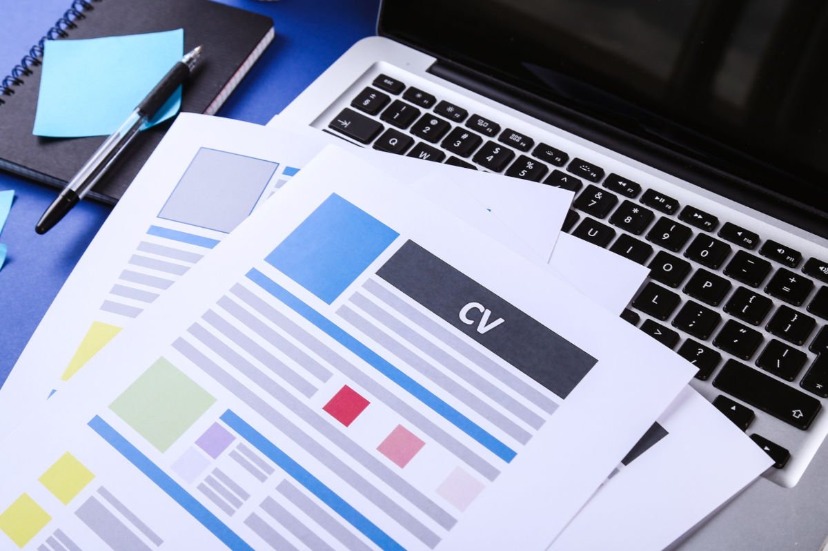 A Brief Guide To Writing Amazing Resume Headlines For Freshers