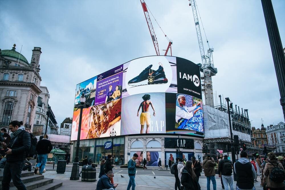 5 Key Digital Billboard Advertising Benefits