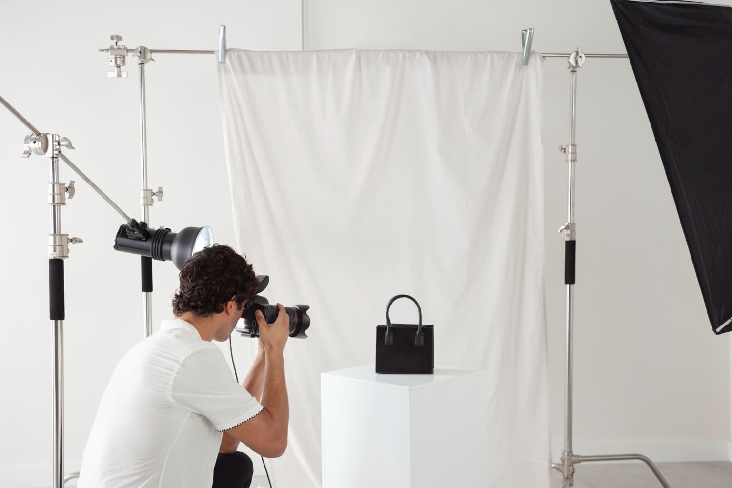 Outsourcing Photo Editing: The Busy Photographer's Guide to Efficient Photo Editing