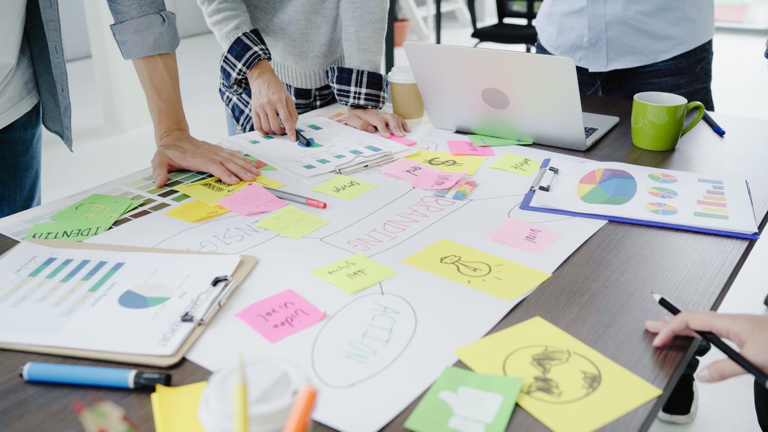 The Smart Agency Model: Combining In-House Creativity with Nearshore Tech Talent